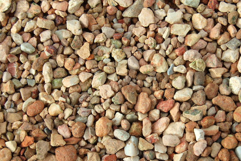 Pea Gravel vs Crushed Gravel